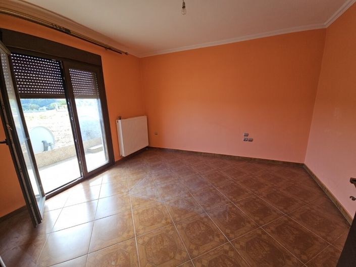 Image No.7-3 Bed Property for sale