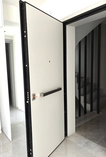 Image No.11-2 Bed Flat for sale