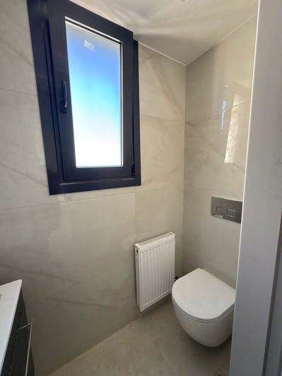 Image No.21-2 Bed Flat for sale