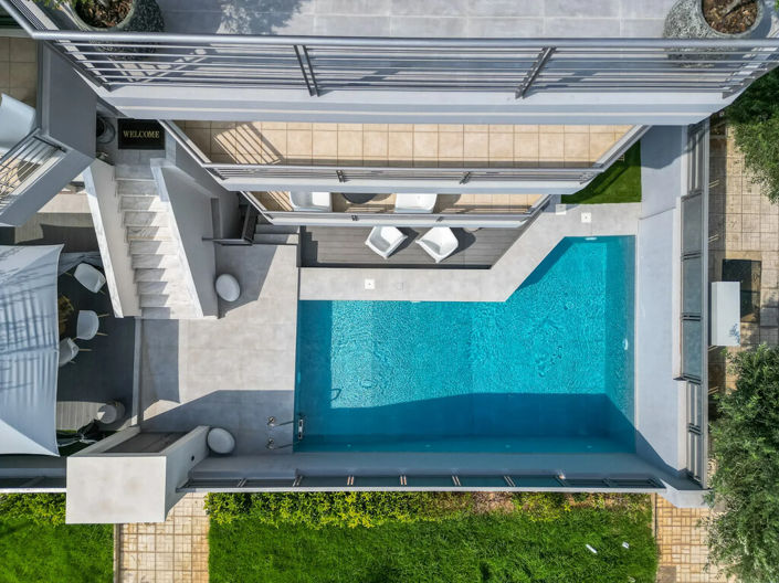 Image No.2-4 Bed Property for sale