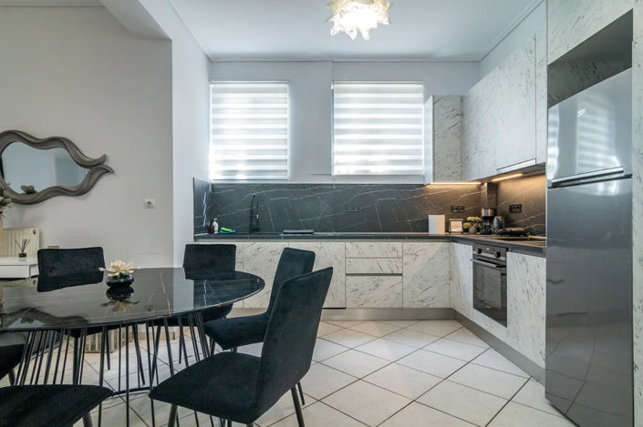 Image No.23-4 Bed Property for sale