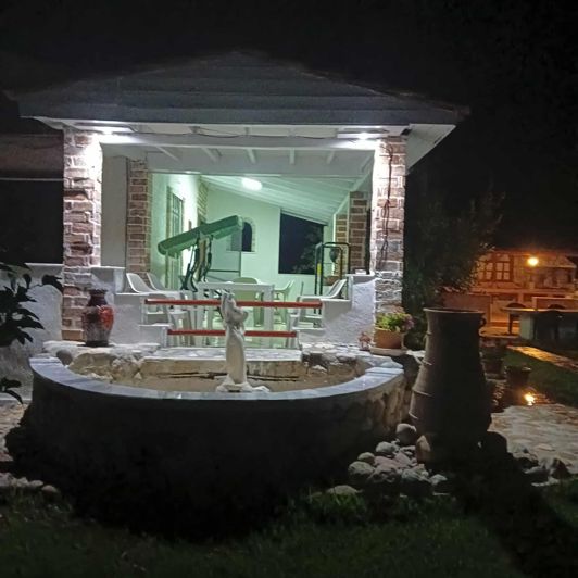 Image No.12-2 Bed Property for sale