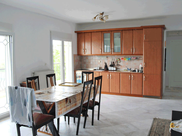 Image No.5-6 Bed Property for sale