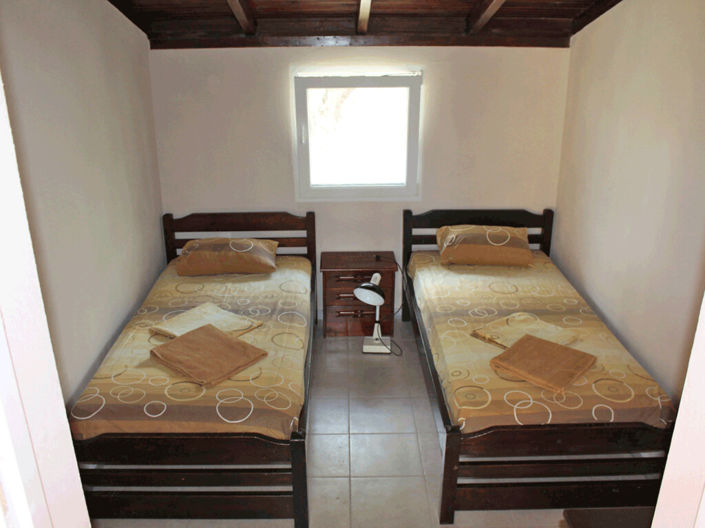 Image No.9-6 Bed Property for sale