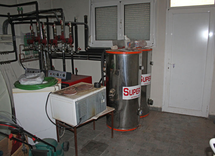 Image No.19-4 Bed Property for sale