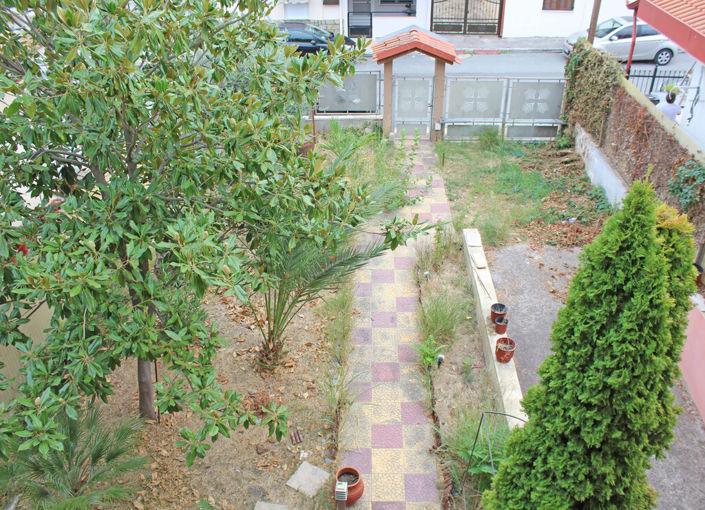 Image No.4-4 Bed Property for sale