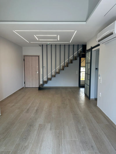 Image No.1-3 Bed Maisonette for sale