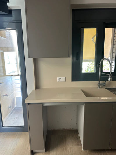 Image No.22-3 Bed Maisonette for sale