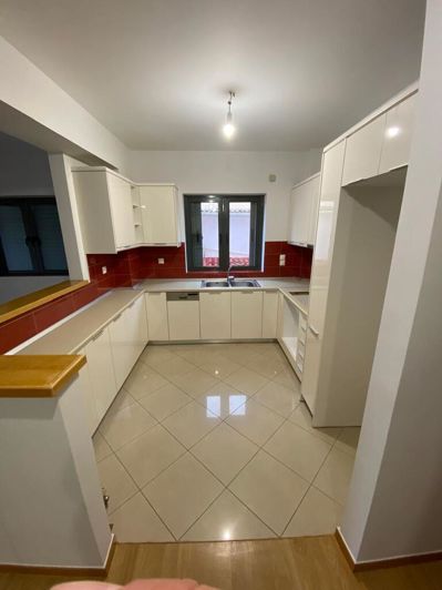 Image No.14-4 Bed Flat for sale