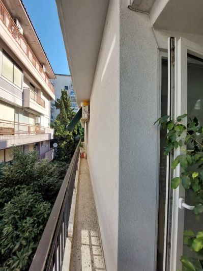 Image No.17-3 Bed Flat for sale