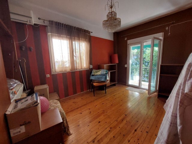 Image No.9-3 Bed Flat for sale