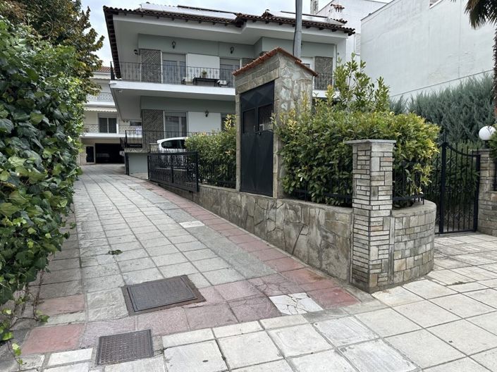 Image No.13-2 Bed Flat for sale