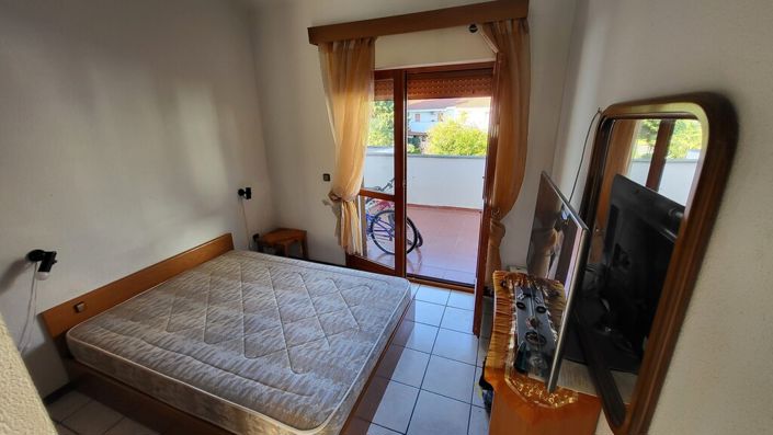 Image No.5-1 Bed Maisonette for sale