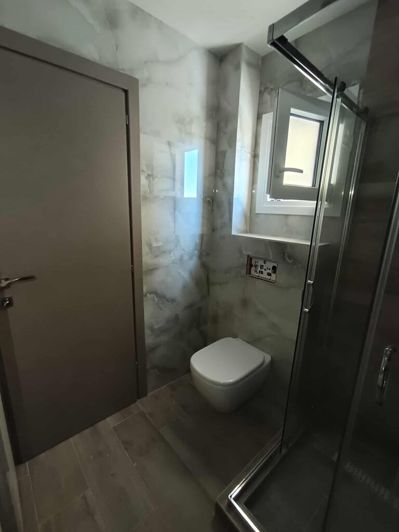 Image No.10-3 Bed Flat for sale