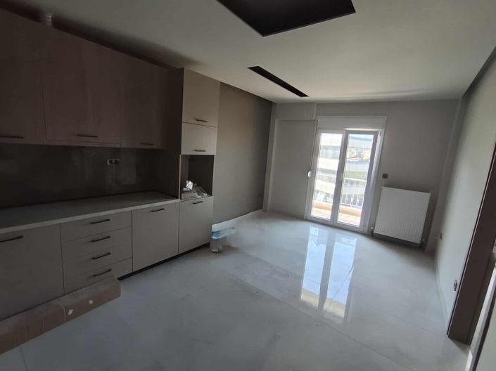 Image No.3-3 Bed Flat for sale