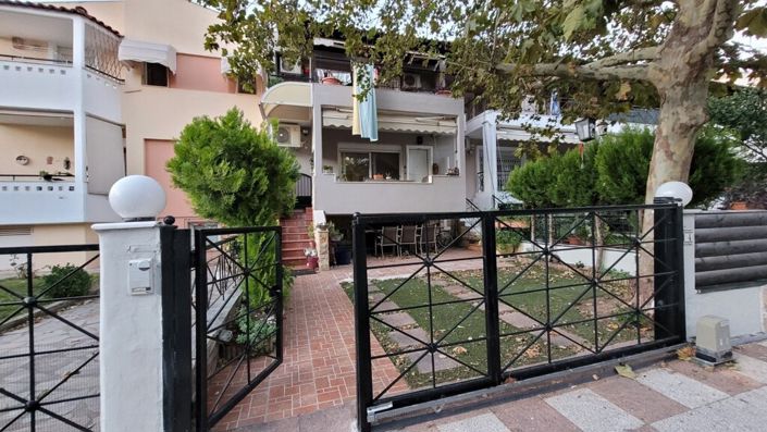 Image No.1-4 Bed Maisonette for sale