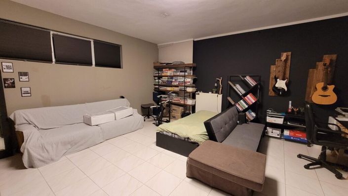 Image No.19-4 Bed Maisonette for sale