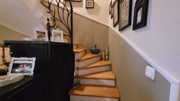 Image No.22-4 Bed Maisonette for sale