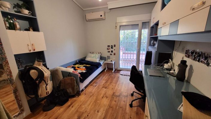 Image No.28-4 Bed Maisonette for sale