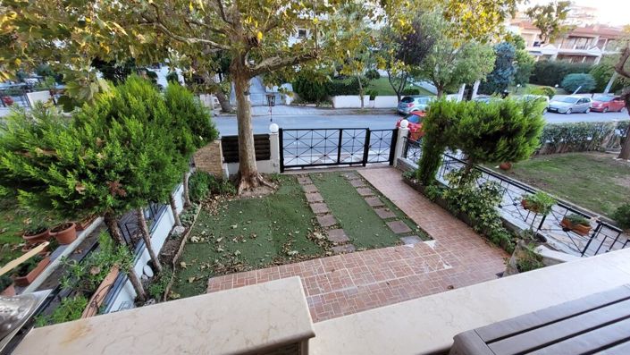 Image No.4-4 Bed Maisonette for sale