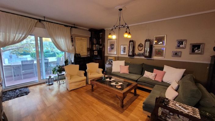 Image No.7-4 Bed Maisonette for sale