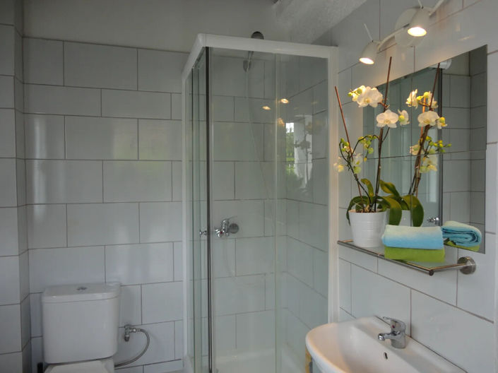 Image No.8-4 Bed Property for sale