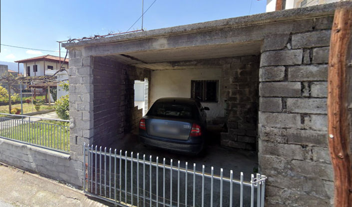 Image No.12-3 Bed Property for sale