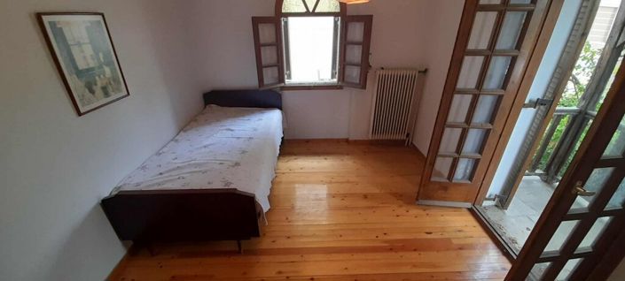 Image No.10-5 Bed Property for sale