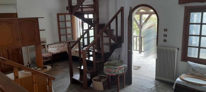 Image No.18-5 Bed Property for sale