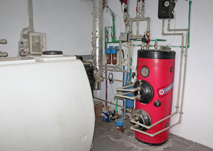 Image No.22-7 Bed Property for sale