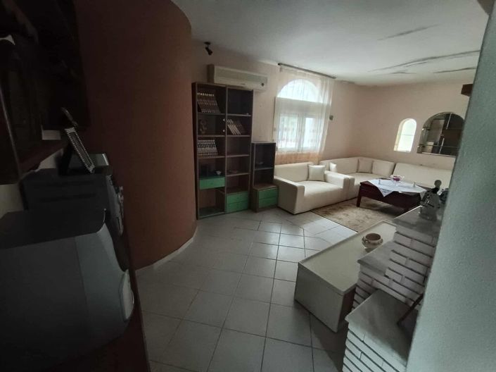 Image No.24-1 Bed Property for sale