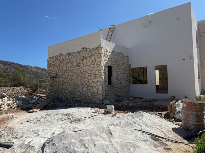 Image No.16-Villa for sale