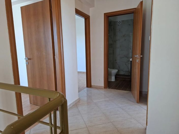 Image No.9-Maisonette for sale