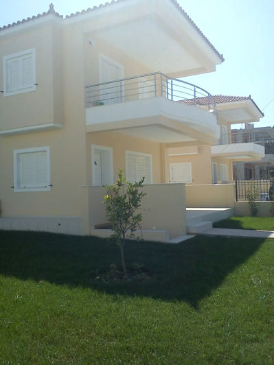 Image No.2-3 Bed Maisonette for sale
