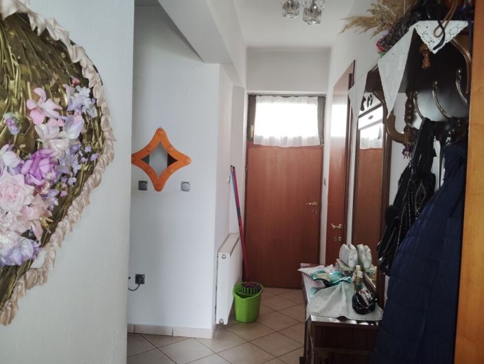 Image No.14-3 Bed Maisonette for sale