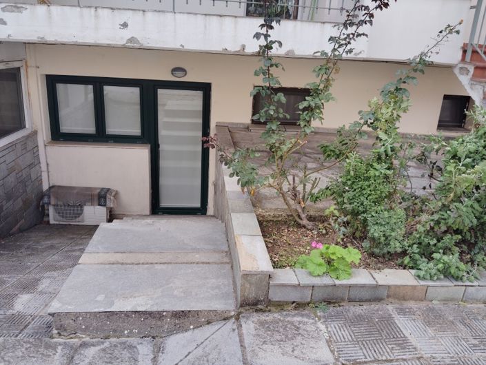 Image No.25-3 Bed Maisonette for sale