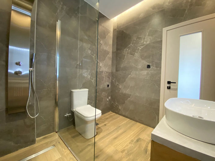 Image No.15-1 Bed Flat for sale