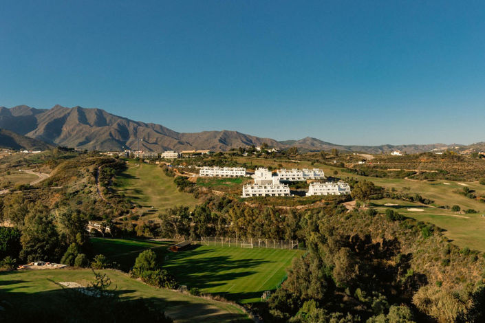 Image No.24-3 Bed Apartment for sale