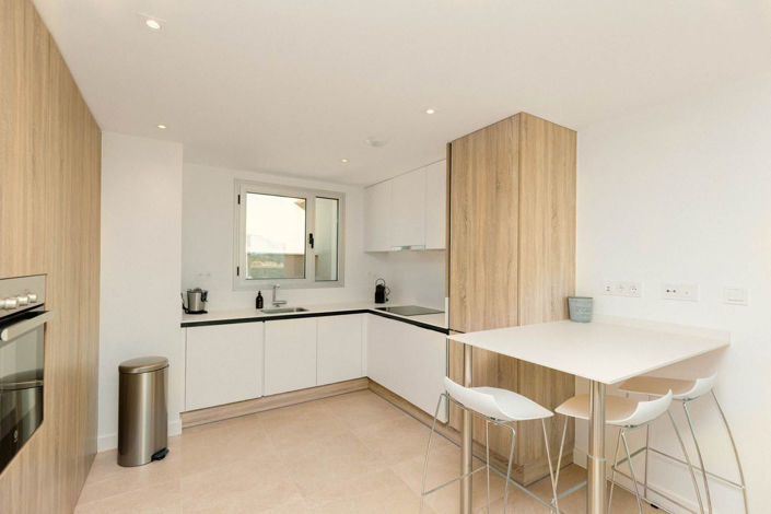 Image No.8-3 Bed Apartment for sale