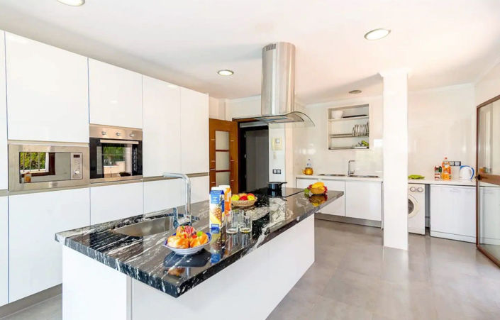 Image No.6-5 Bed Villa for sale