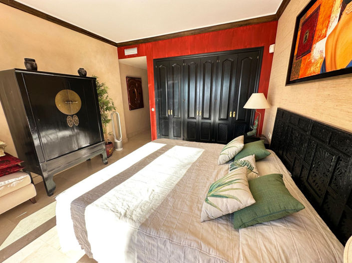 Image No.15-3 Bed Apartment for sale