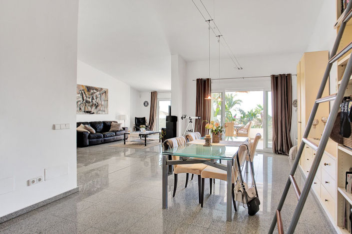 Image No.13-6 Bed Villa for sale