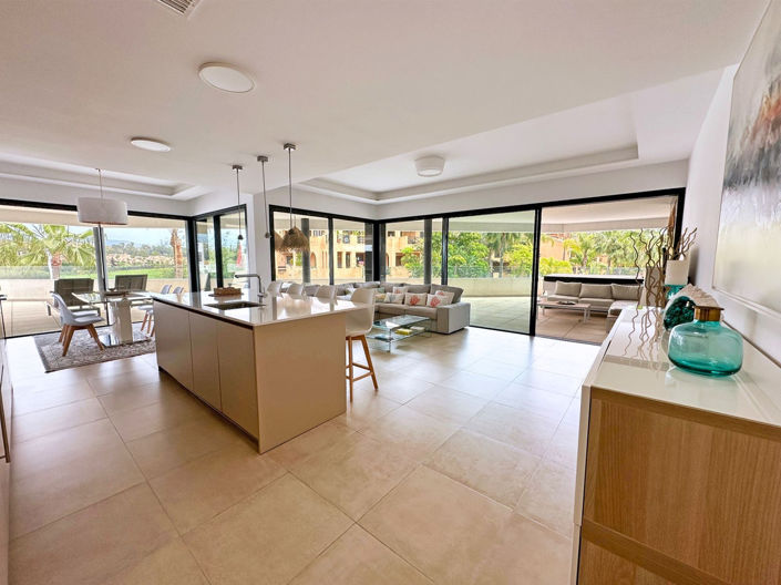 Image No.9-3 Bed Apartment for sale