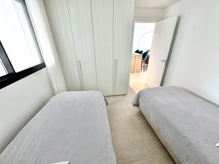 Image No.17-2 Bed Apartment for sale