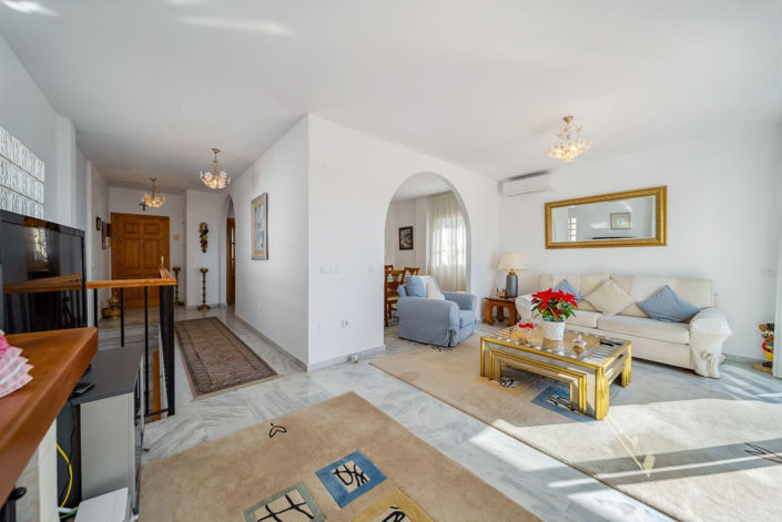 Image No.10-3 Bed Villa for sale