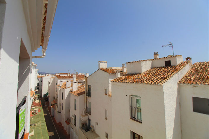 Image No.10-2 Bed Apartment for sale