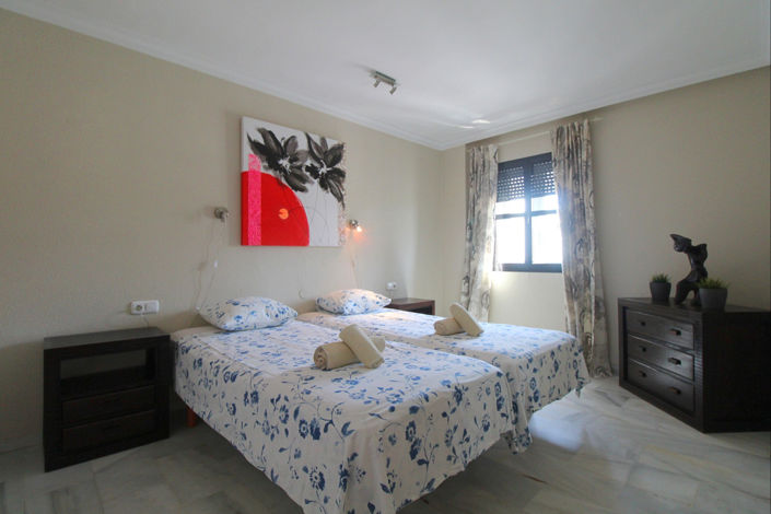 Image No.12-2 Bed Apartment for sale