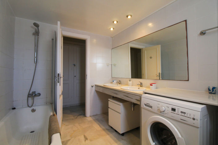 Image No.16-2 Bed Apartment for sale