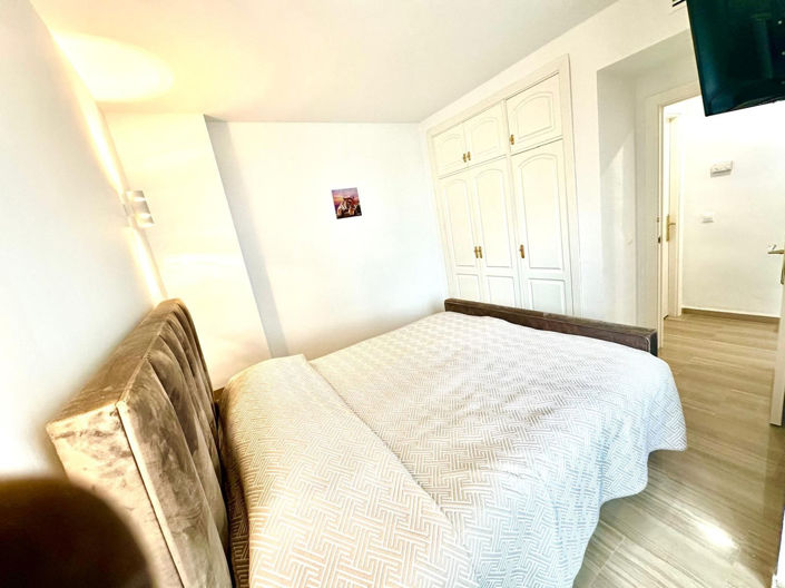 Image No.11-3 Bed Apartment for sale