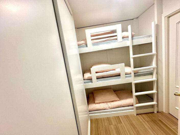 Image No.14-3 Bed Apartment for sale